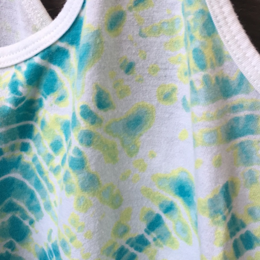 Victoria’s Tie-dye Tank - Picture 2 of 7